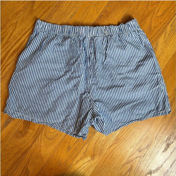 Old Navy 100% Cotton Pin Stripe Blue White Sleep Shorts Loungewear Size Large - Picture 2 of 7
